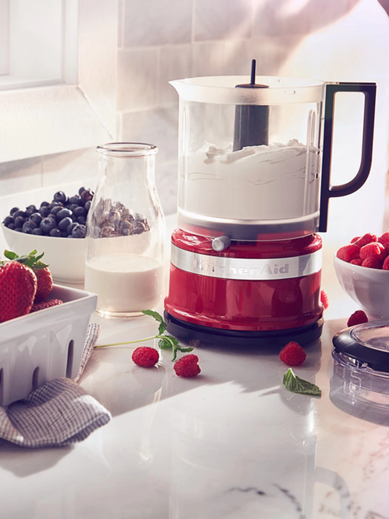 KitchenAid 5KFC0516B Compact Food Chopper 2L 3 KitchenAid 5KFC0516B Compact Food Chopper 2L - Image 3