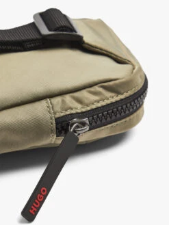 Hugo Ethon 2.0_Crossbody -Lifestyle Shop A610927 3