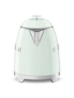 Smeg KLF05 Mini Kettle -Lifestyle Shop A625126 5
