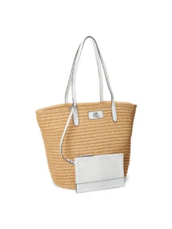 Brie 31 Tote Large -Lifestyle Shop A636903 3