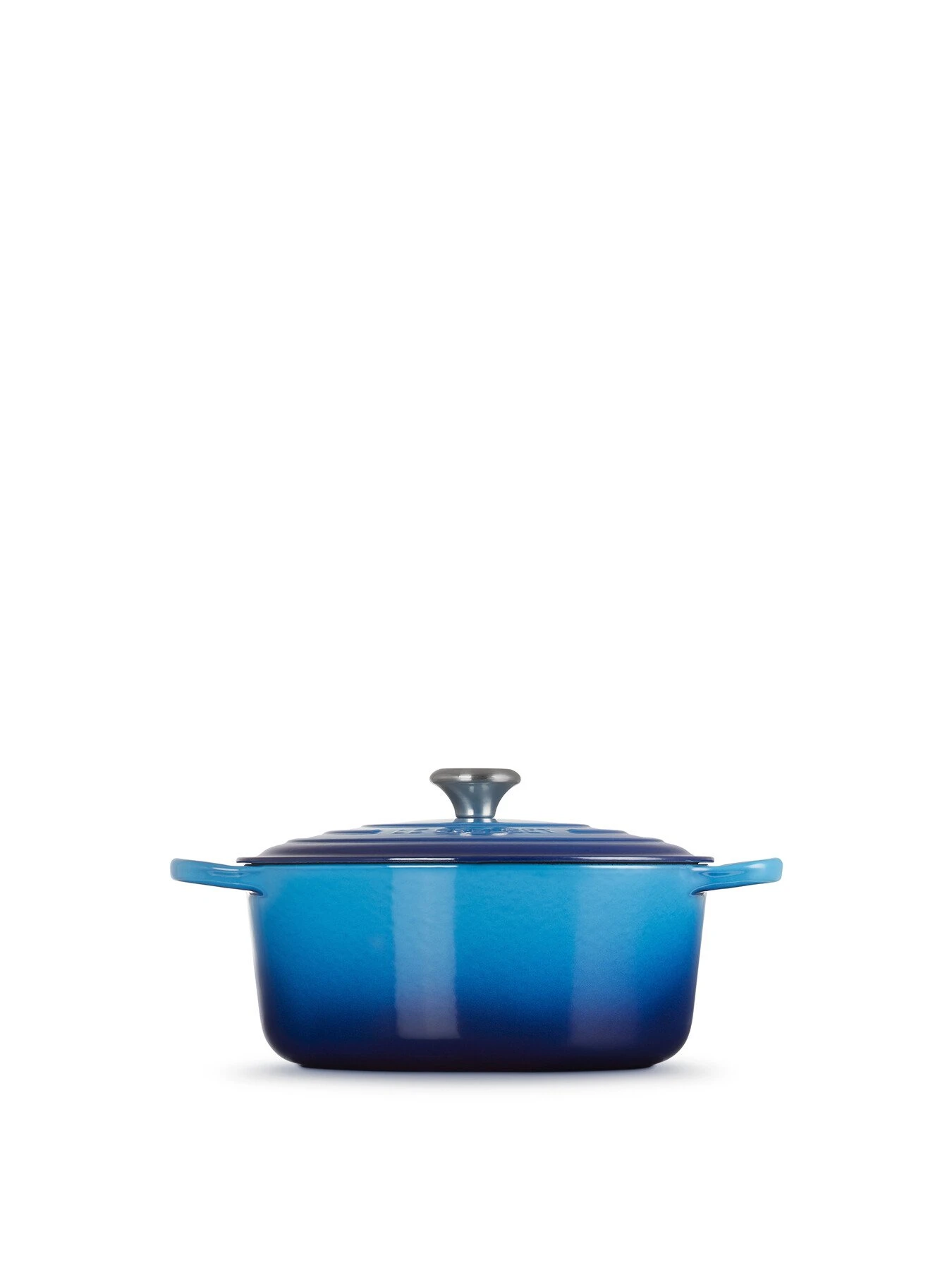Le Creuset Signature Cast Iron Round Casserole 20cm 3 Le Creuset Signature Cast Iron Round Casserole 20cm - Image 3